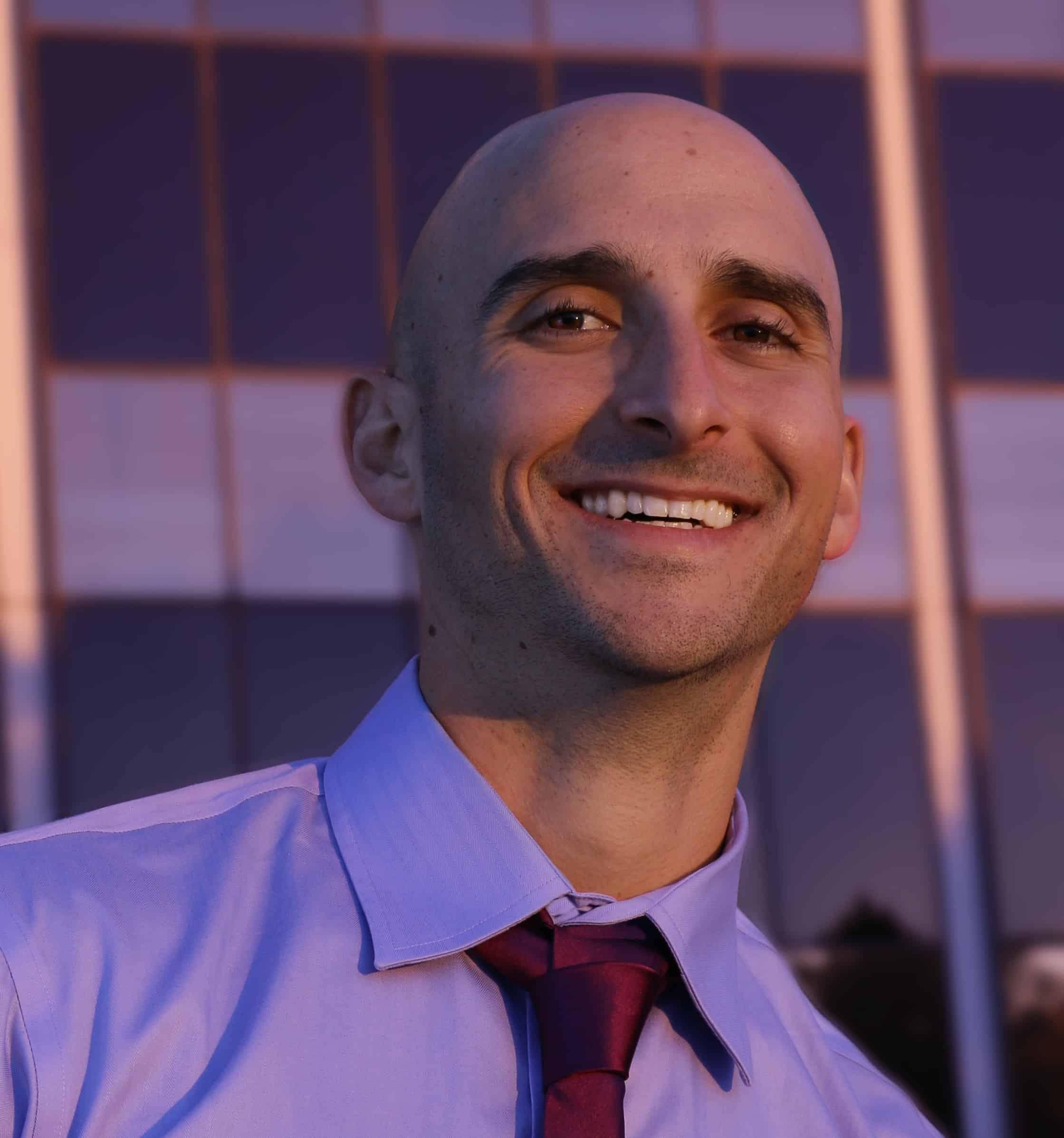 Headshot of Eric Amzalag, CFP®, RICP®