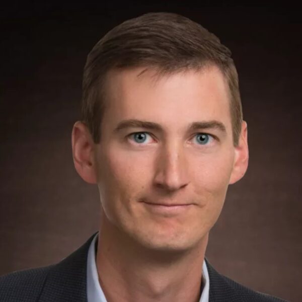 Headshot of Daniel Payne, CFA