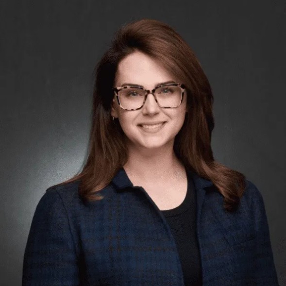 Headshot of Renae Ransdell, CFP®